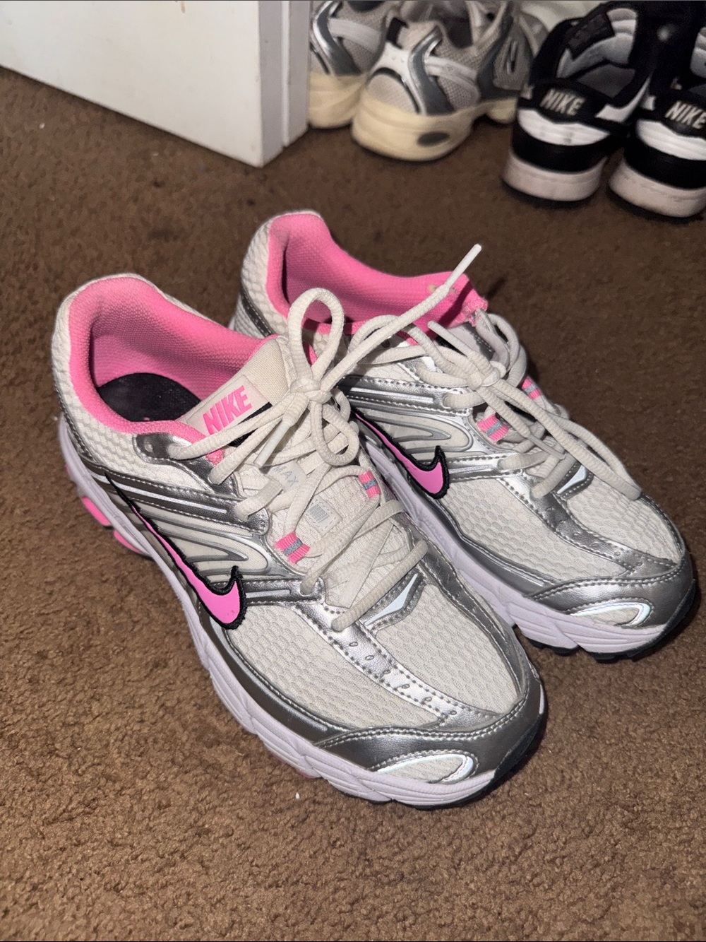 Nike Women's White Silver & Pink Running Sneakers